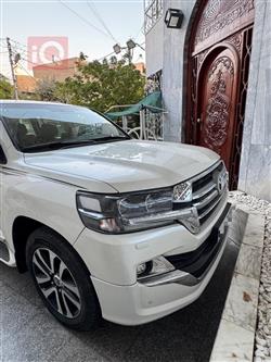 تويوتا لاندكروزر